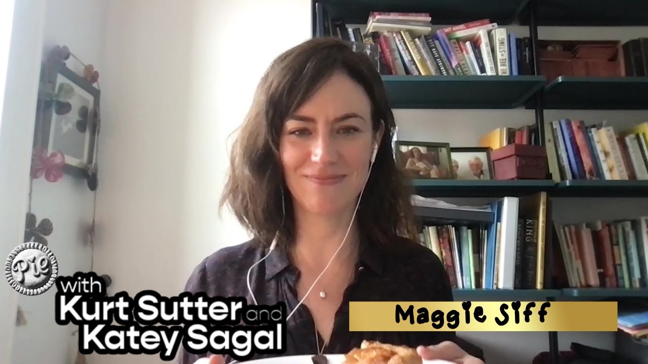 Blueberry Pie with Maggie Siff I Pie Podcast