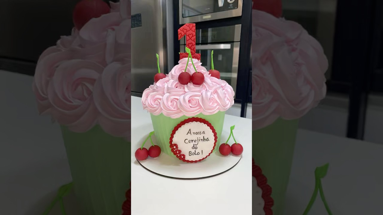Decorando bolo cobertura de chantilly com topper tema cerejinha  feito na pasta americana