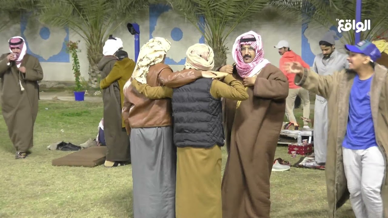 لعب المتسابقين على شارة خذها كاش 
