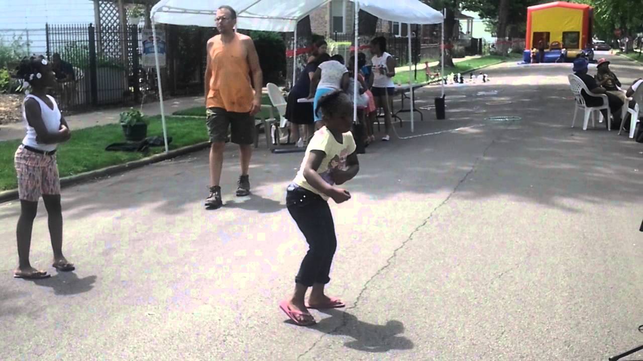 Double Dutch and Dance