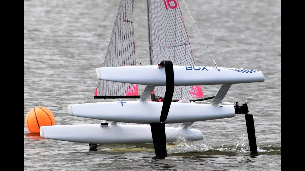 Mini 40 foiling with the 
