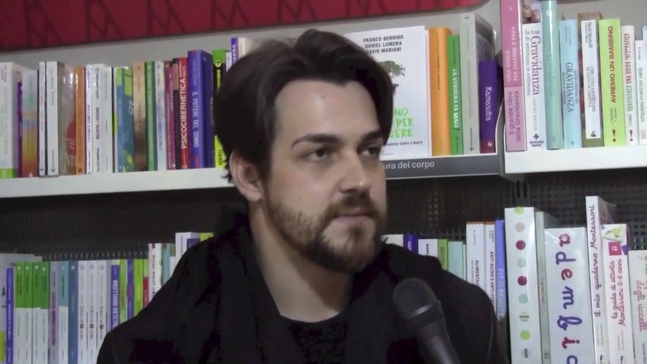 La verità di Valerio Scanu: l'artista racconta il suo libro e le sue passioni