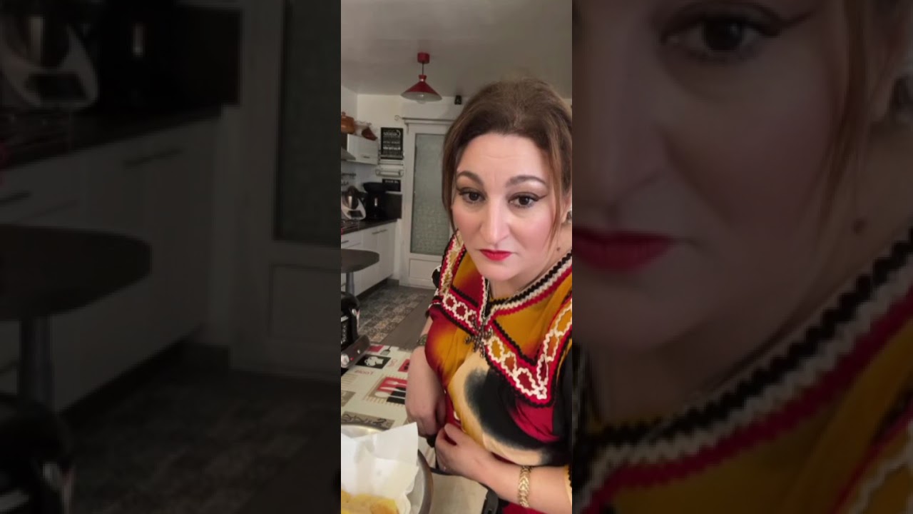 Fahima :Roulé au poulet 🐔🐓 D Luxe (part 2)
