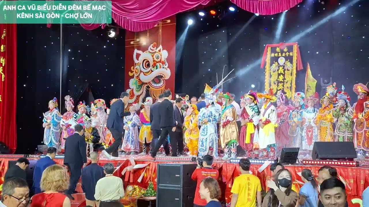ANH CA VŨ BIỂU DIỄN ĐÊM BẾ MẠC TẠI HỘI QUÁN NGHĨA AN - CÁC BẠN ĐĂNG KÝ KÊNH NHÉ XIN CẢM ƠN 