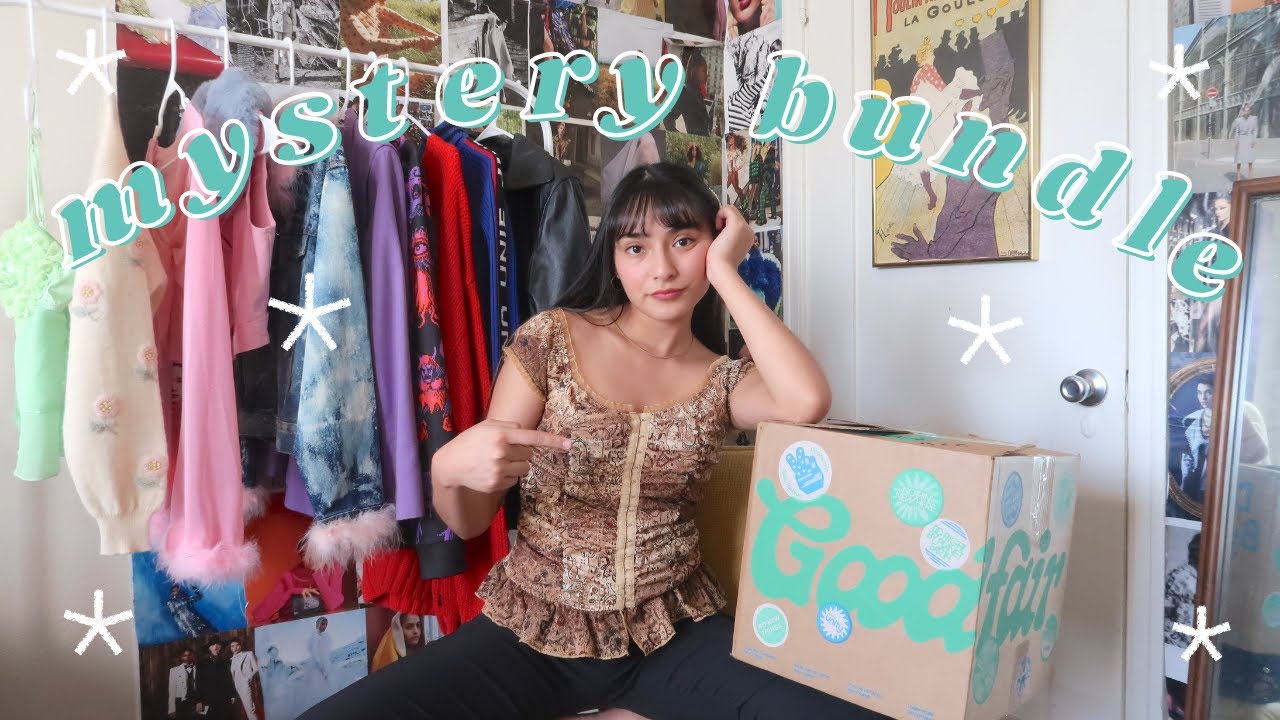 UNBOXING GOODFAIR THRIFT MYSTERY BUNDLE //...oh no. What the HECK is this?!?