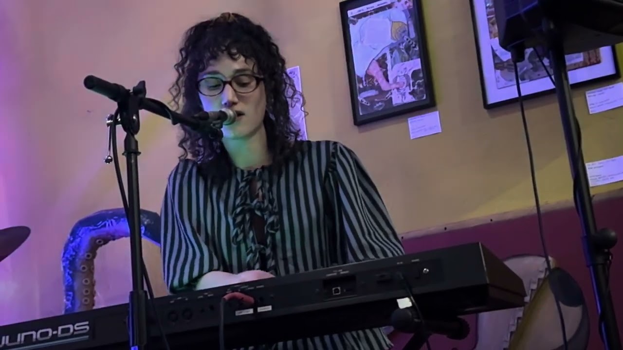 Maddie Razook (Live in Oklahoma Ciry, OK)