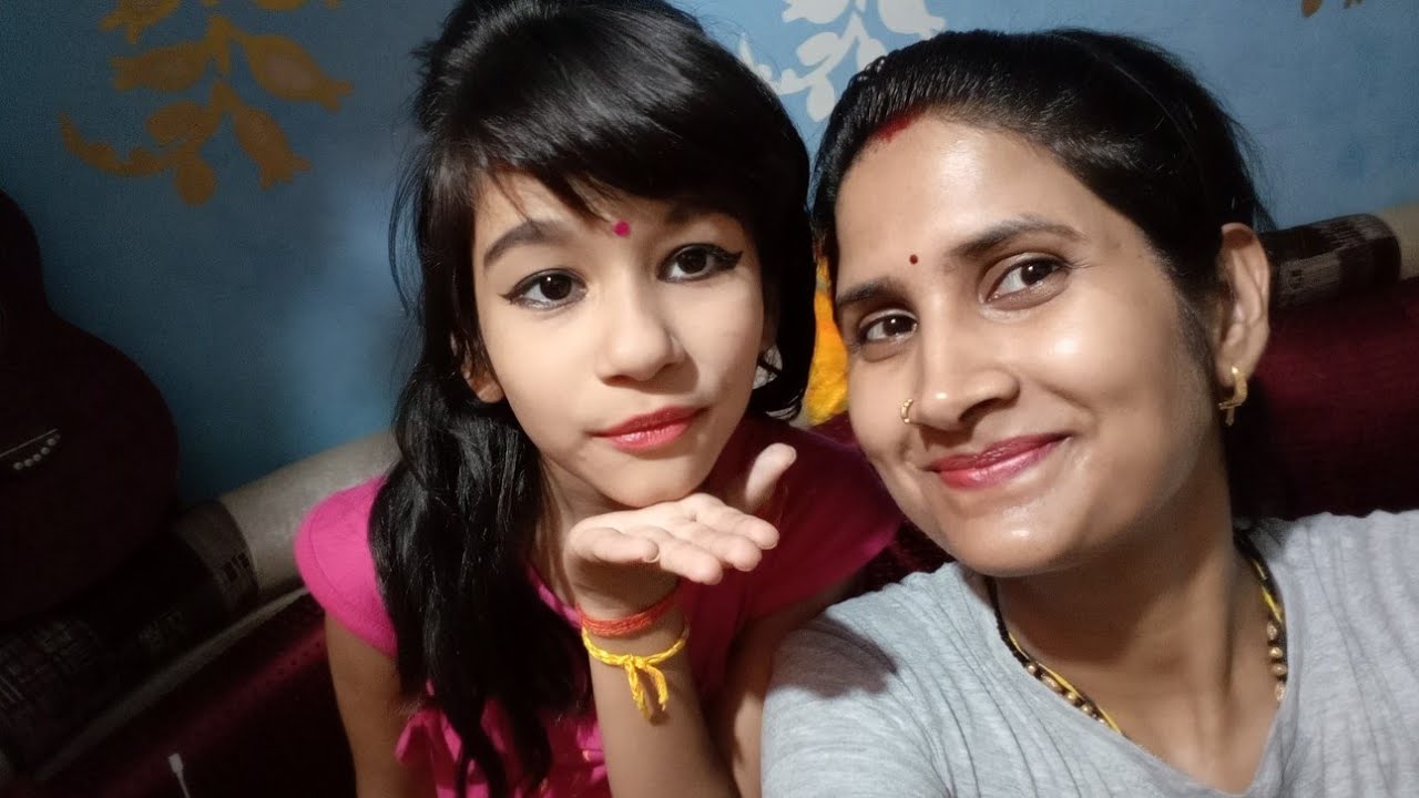 My nephew makeup😜 with me... 😂😂😍😍