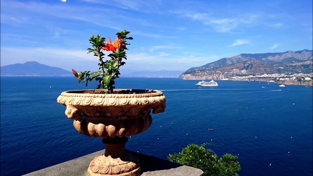 Torna a Surriento -  Peppino di Capri(com legenda)