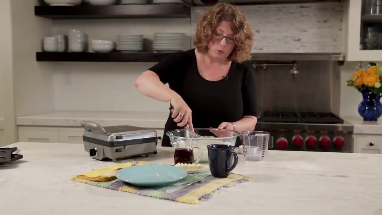 BELGIAN WAFFLE MAKER WITH PANCAKE PLATE (WAF-350C)