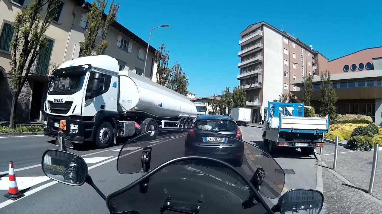 Salita al colle di San Fermo, discesa al lago d'Endine, ritorno  lago d'Iseo (Suzuki GSX 1250 FA)