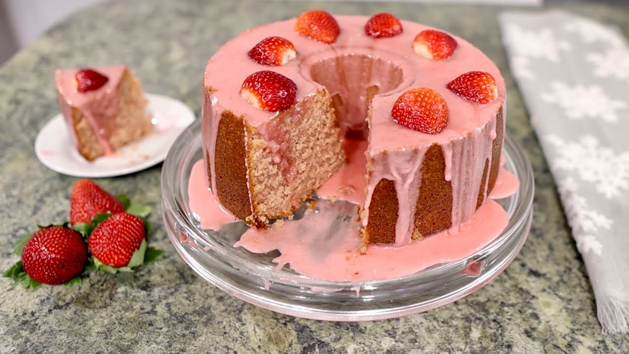Как приготовить свежий клубничный торт и 🍓клубничную глазурь | Десерт ко Дню святого Валентина