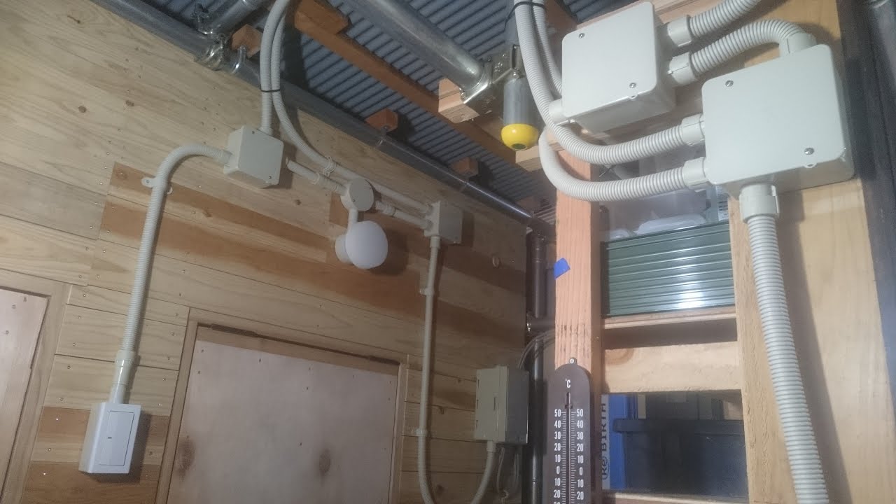 山小屋にエアコンをつけるその4　電気の配線
