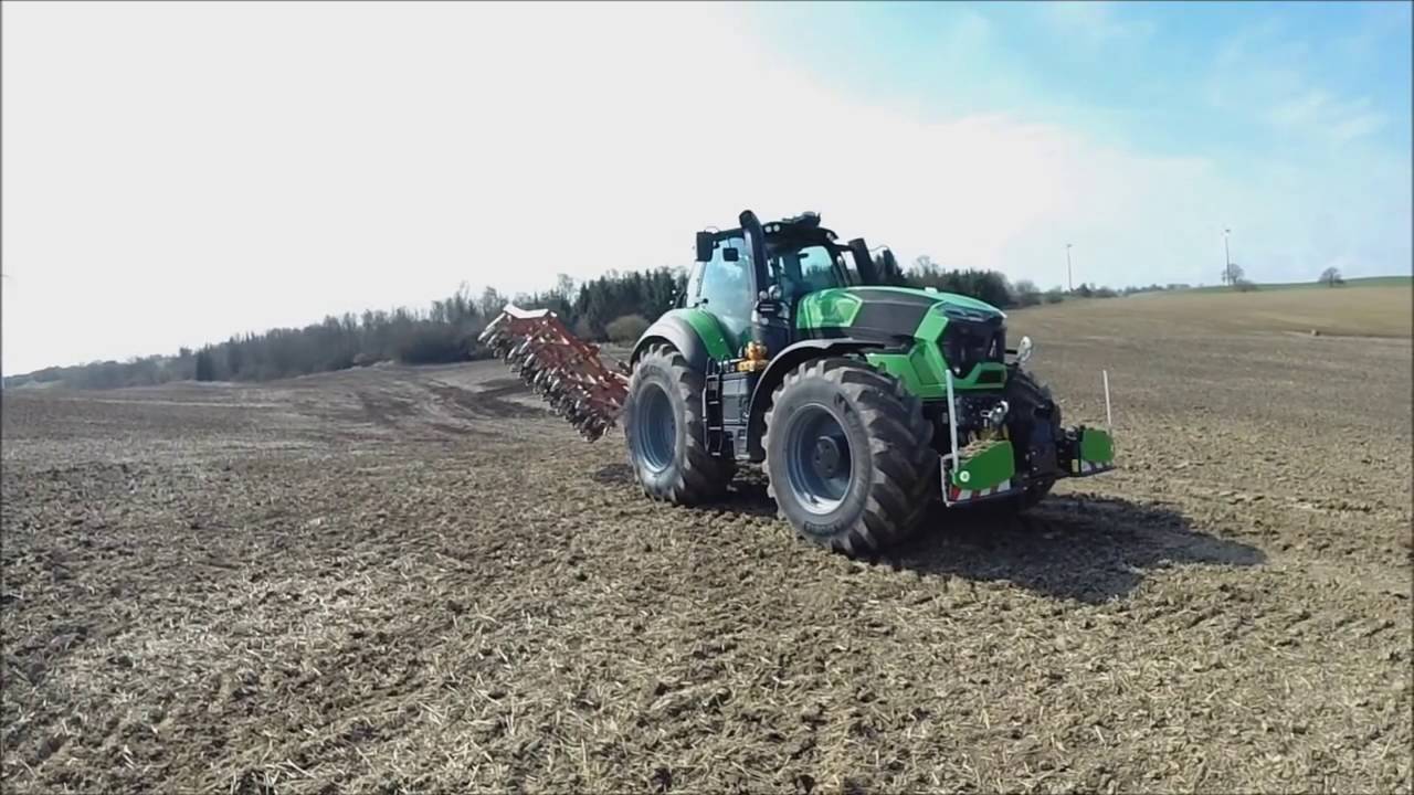 Трактор DEUTZ-FAHR 9340 TTV в работе