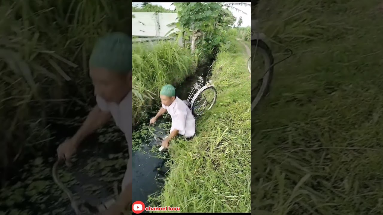 vidio lucu orang yang jatuh #funnyvideo #funny #memecringe #memes #memengakakkocak #ngakak #lucu