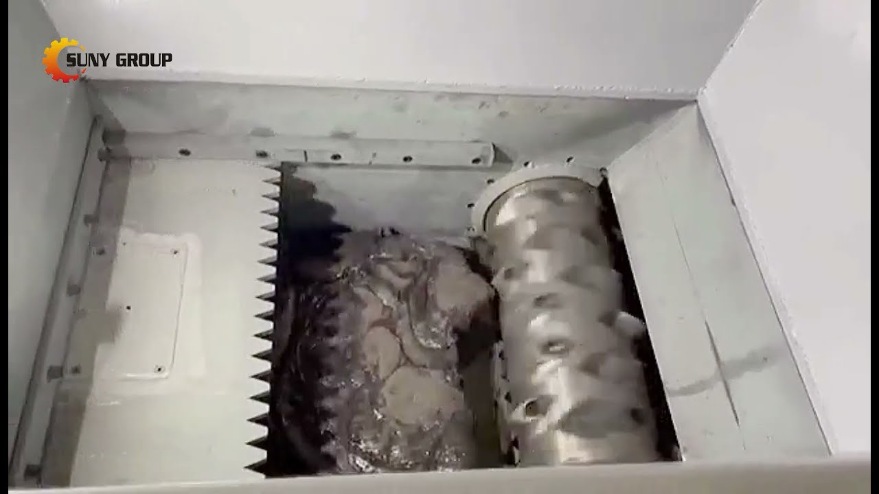 How to Shred Plastic Lump With A Single Shaft Shredder