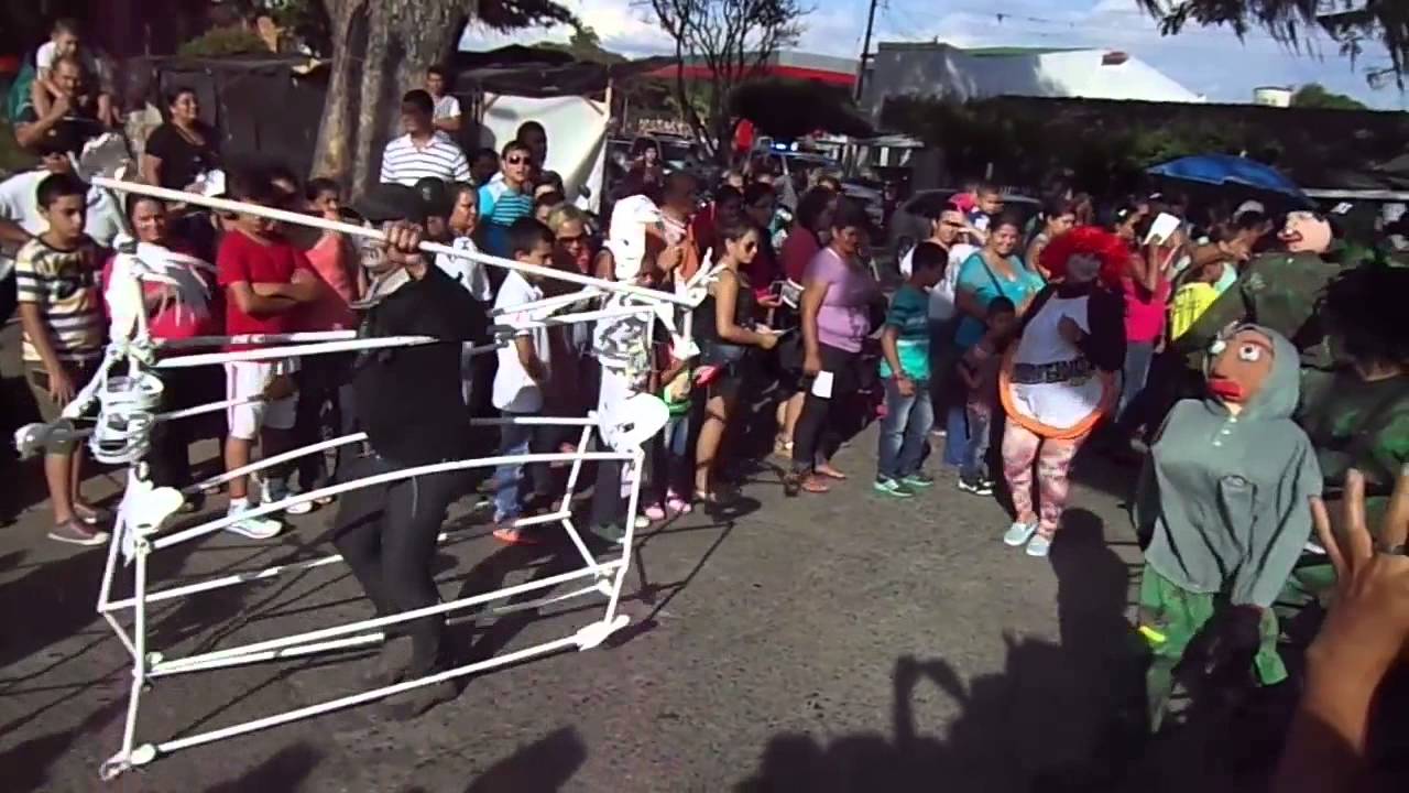 desfile fiestas de mi pueblo feria de Roldanillo 2015