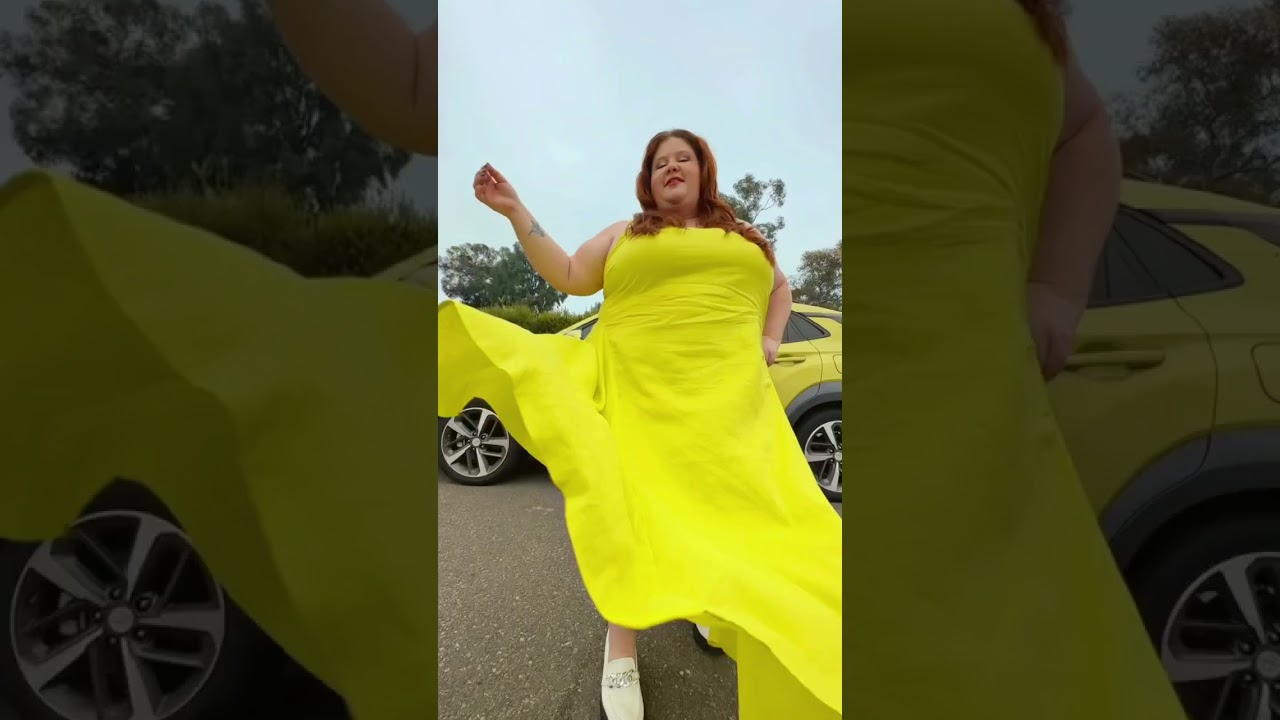 Another gorgeous lime green option 💚 This dress from fits my body so well and it&rsquo;s a light and