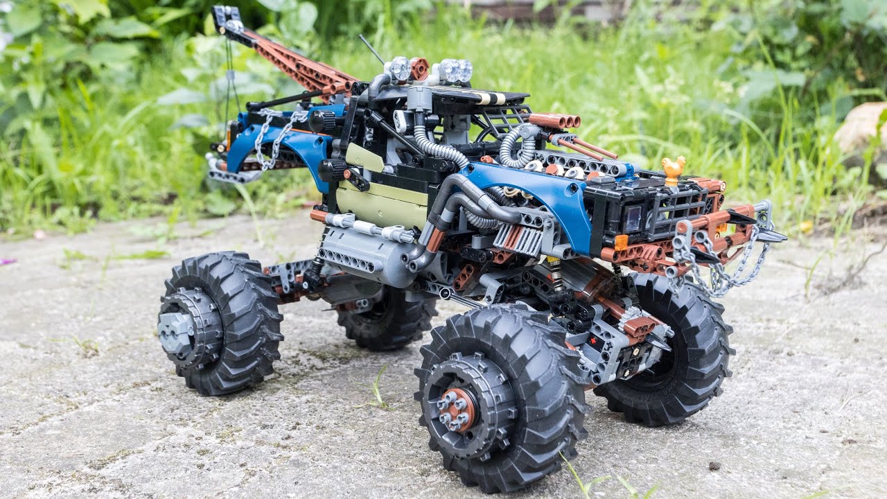 Rebel Tow Truck MOC by ctan666 - Mould King set 18006 review.