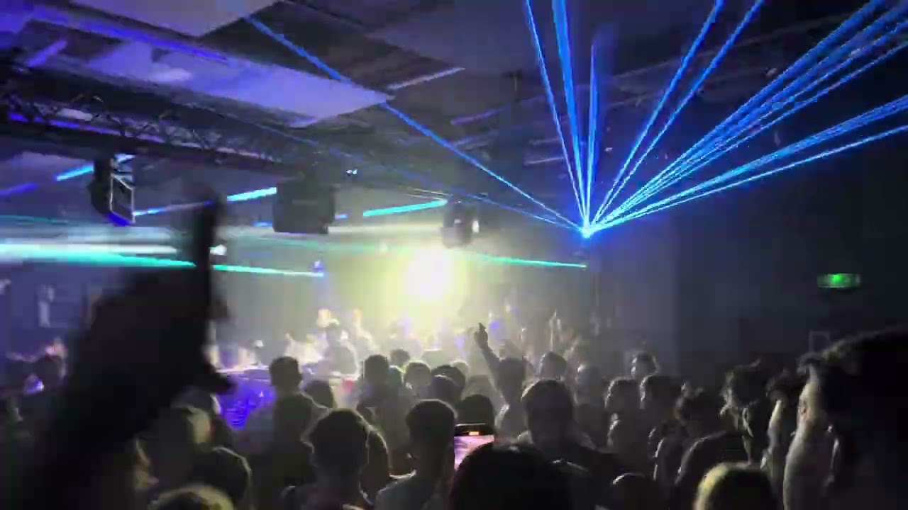 A.M.C Digging Deep Intro