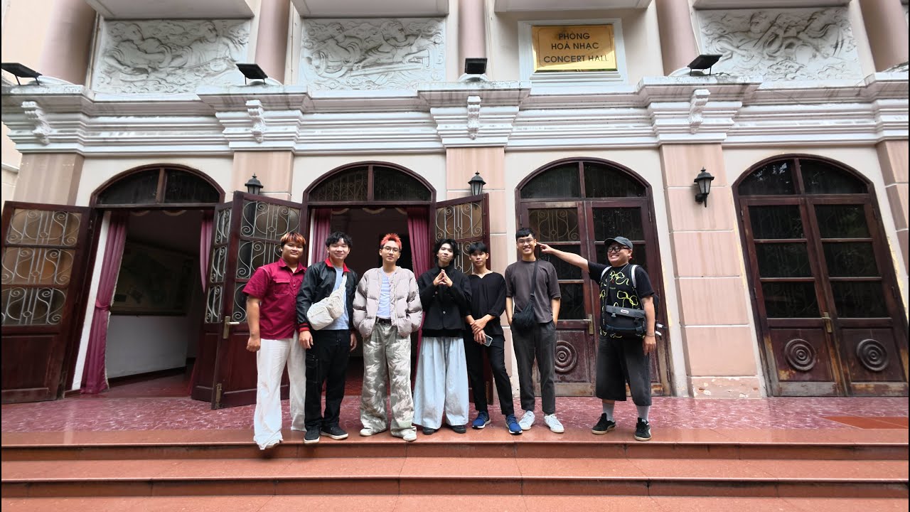 Mình thi tốt nghiệp Nhạc Viện