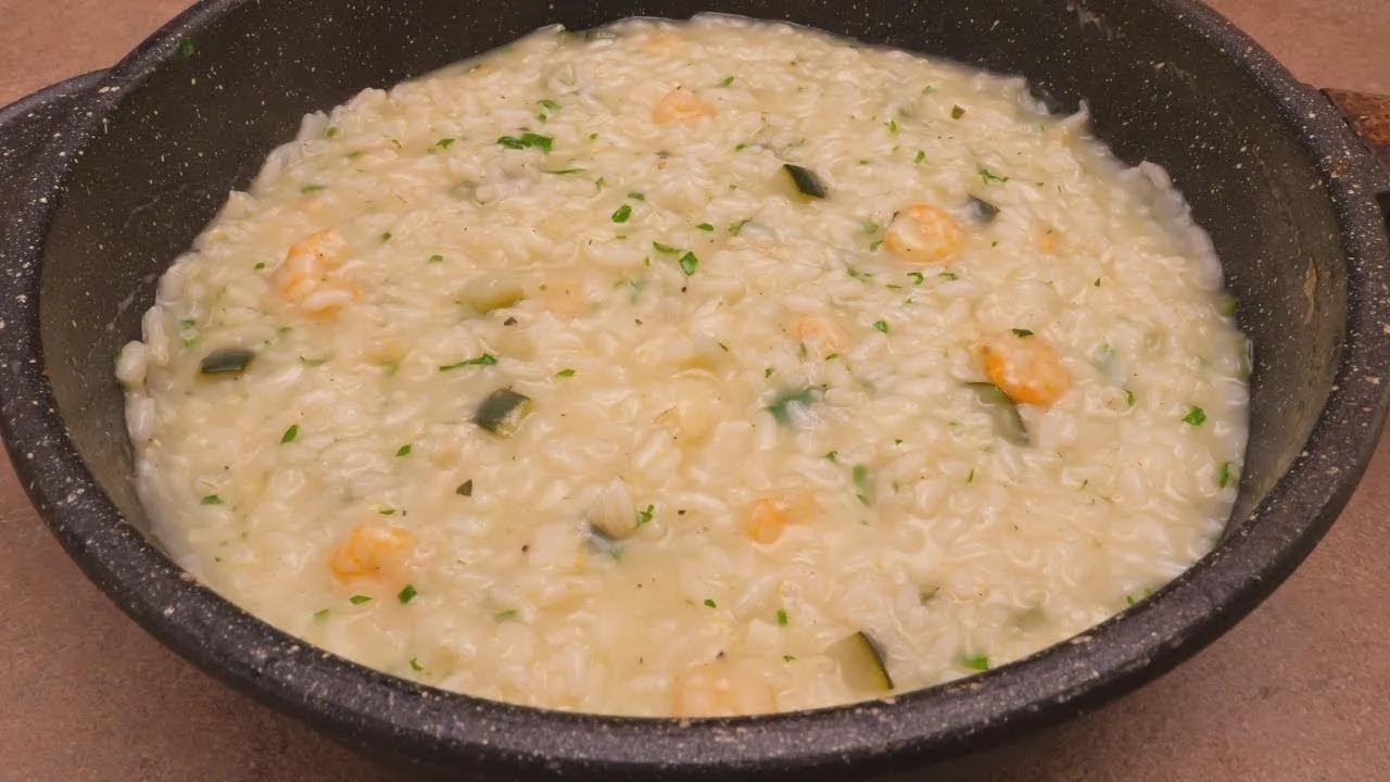 Schnelles Zucchini-Garnelen-Risotto mit TK-Mix: So einfach und lecker!