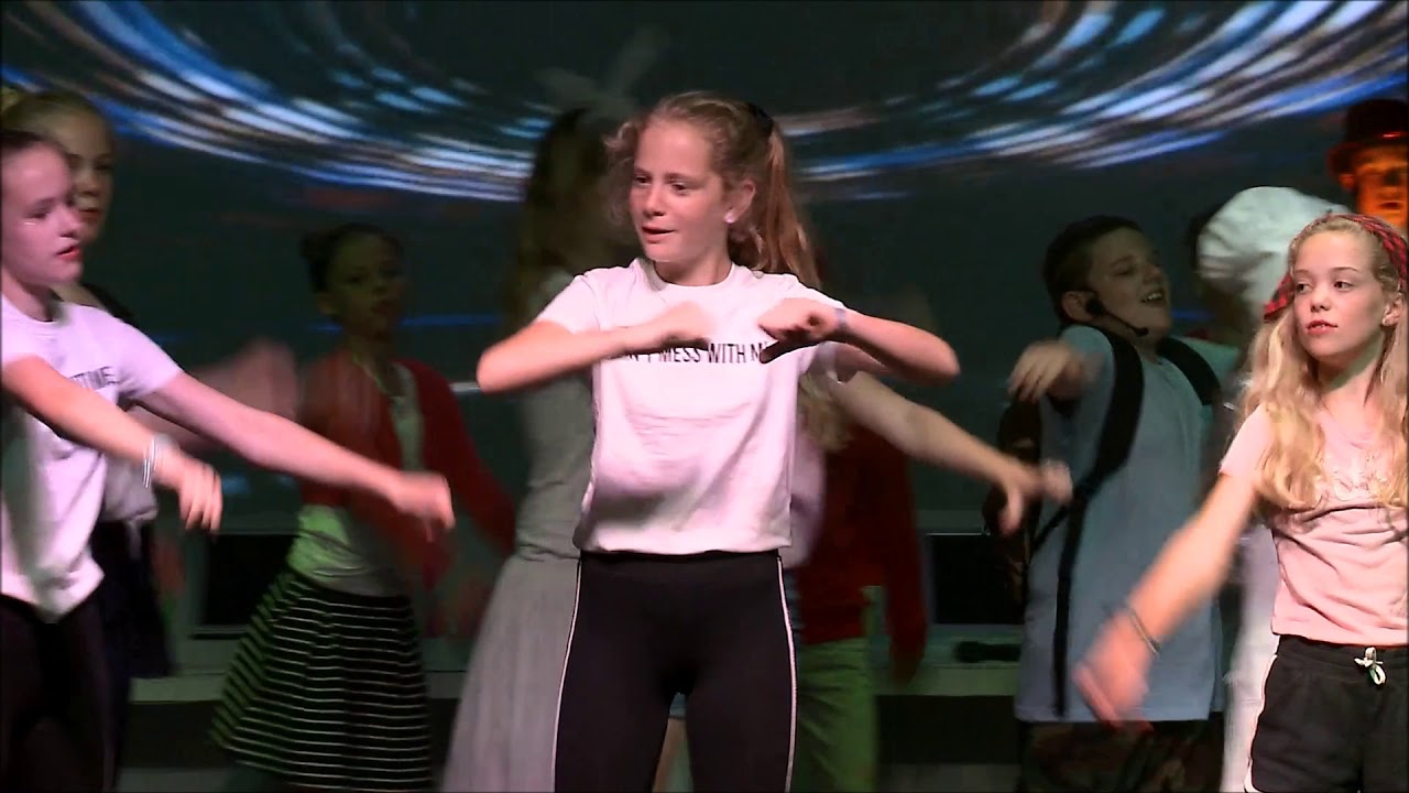 De Feestplaneet: Dance battle