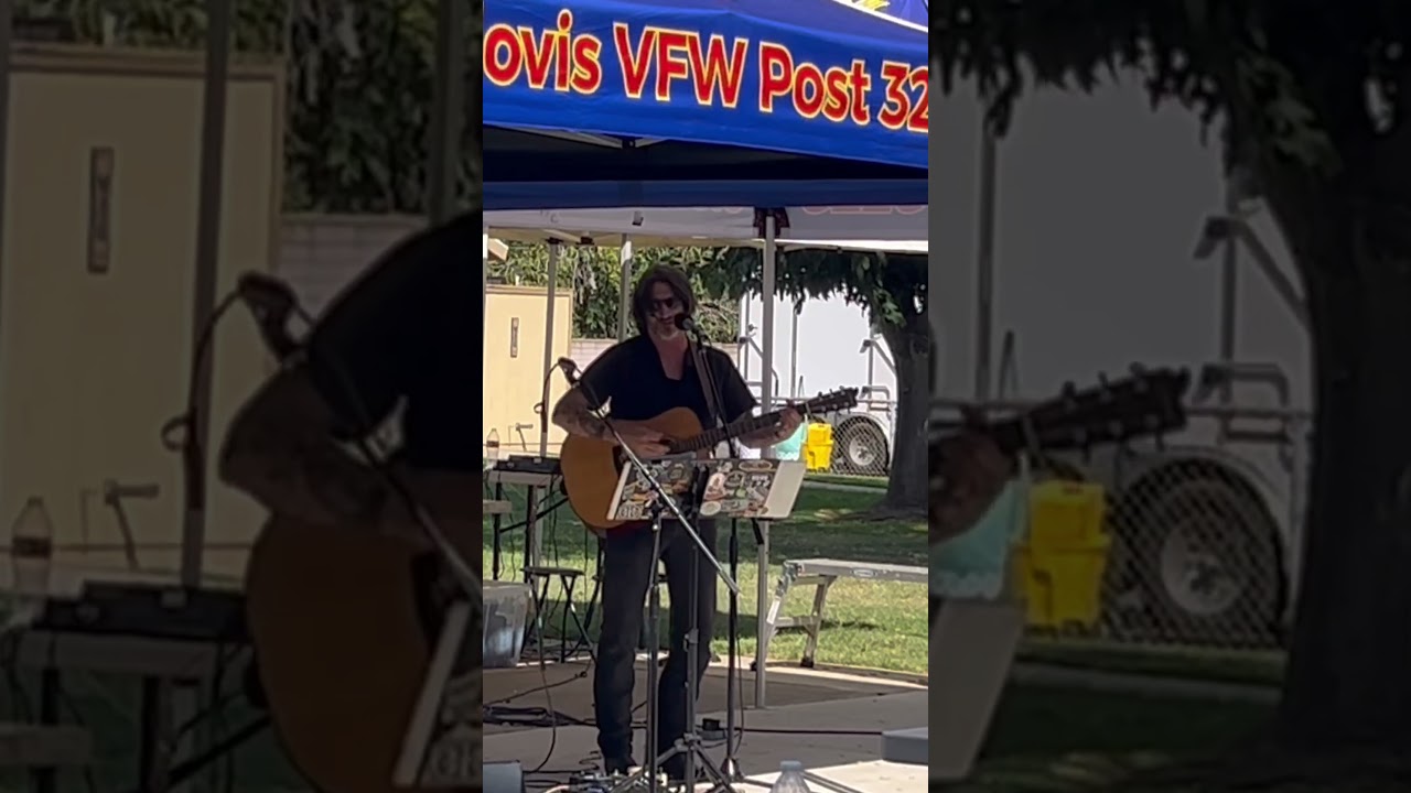 Live at the Veterans&rsquo; Stand Down