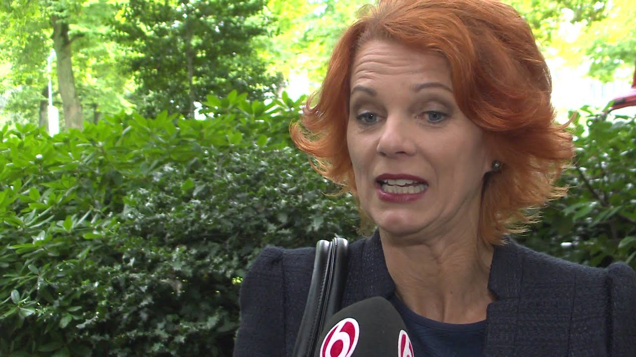 Mary Lou speelt Edith | Dokter Tinus