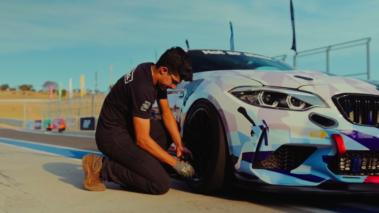 7&deg; TRACK & FRIENDS MOTORGRID