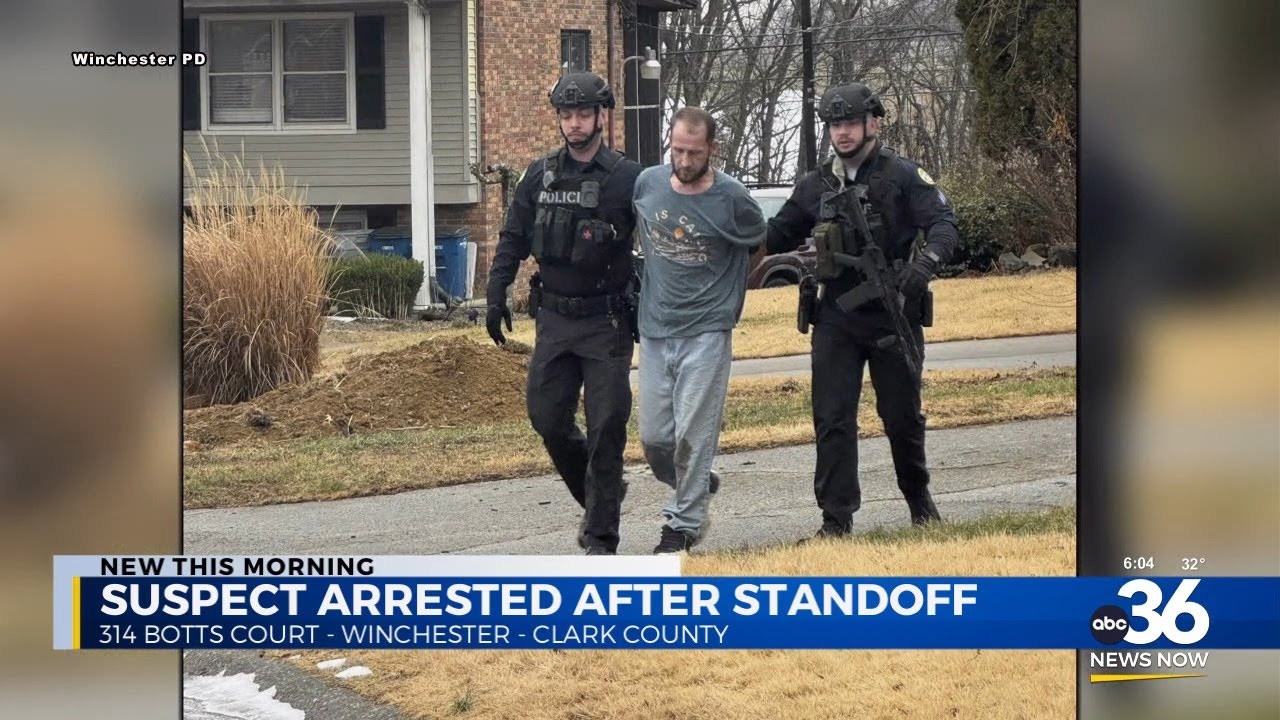 Man arrested after standoff with police