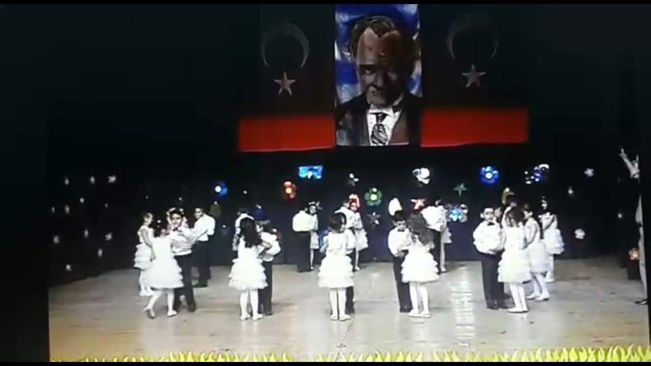 #23nisan #İlkokul Salsa Gösterisi