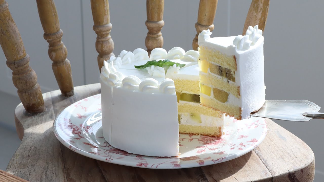 골드키위 생크림케이크 / 케이크 아이싱 설명 / 제누와즈 공립법 /  golden kiwi cake
