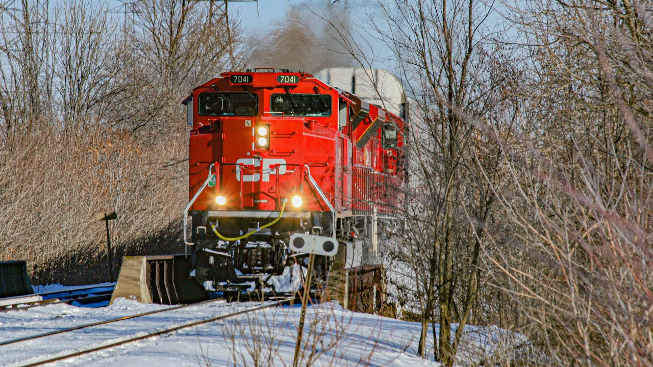 RARE SD70ACU DUO! CP 7041 at Milton East, ON (JAN 29, 2026)