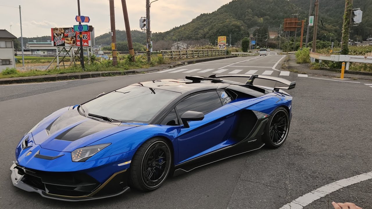 総勢70台以上❓❗のアヴェンタやレヴエルトが限定のツーリングに参加‼️　#3