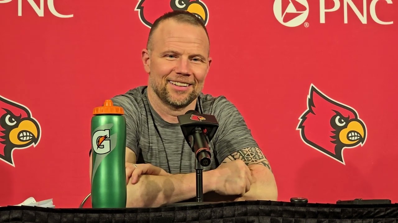 Pat Kelsey previews Louisville's home game vs Virginia