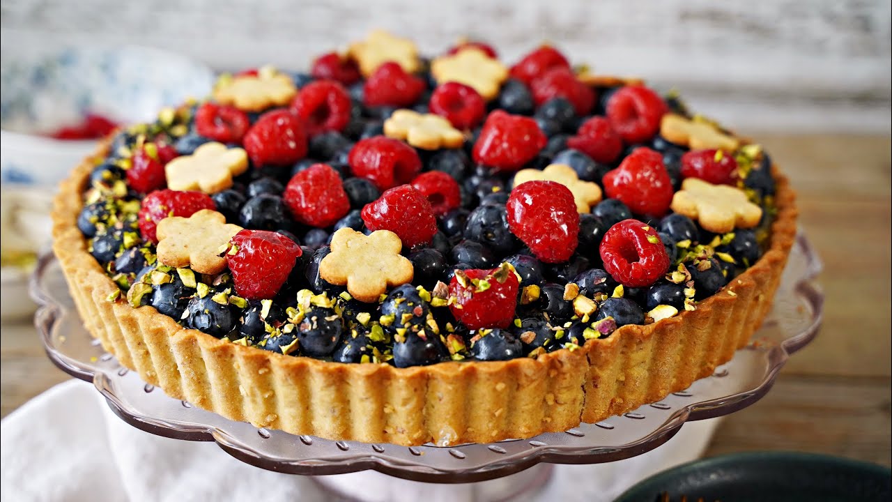 Soczysta tarta borówkowo – malinowa z białą czekoladą – PRZEPIS – Mała Cukierenka
