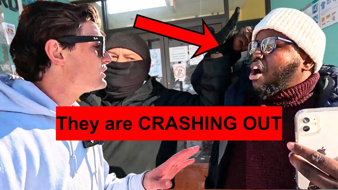 Сомалийцы предъявили обвинение Нику Ширли и признались в мошенничестве.