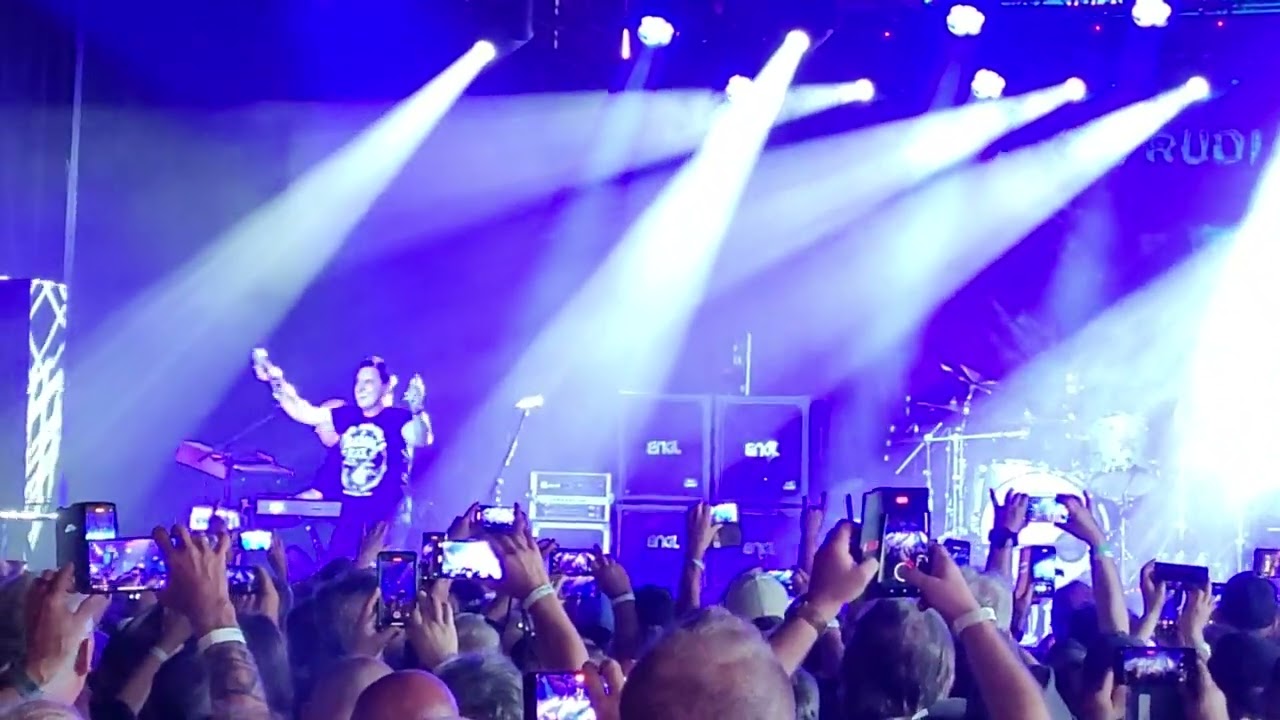 Axel Rudi Pell live mit "Hallelujah" am 20.07.2024 bei der Pyras Classic Rock Night.