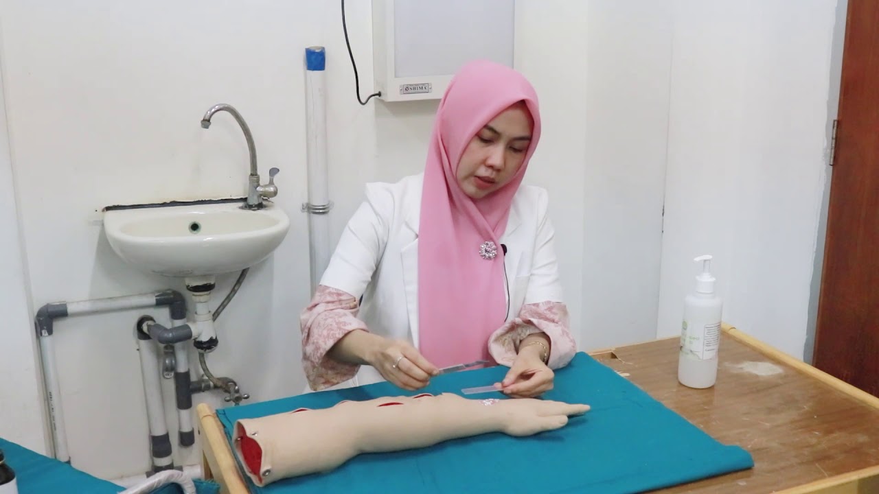 PEMERIKSAAN KOH - DR DESSI, Sp. KK