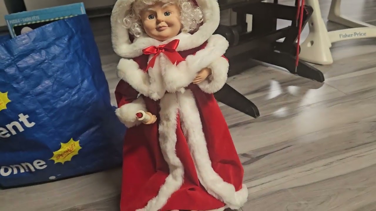 Unknown Company animated musical Mrs Claus (all songs)