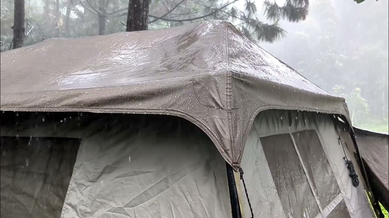 CAMPING IN THE RAIN HILLS || RELAXING CAMPING IN HEAVY RAIN AND THUNDERSTROM‼️