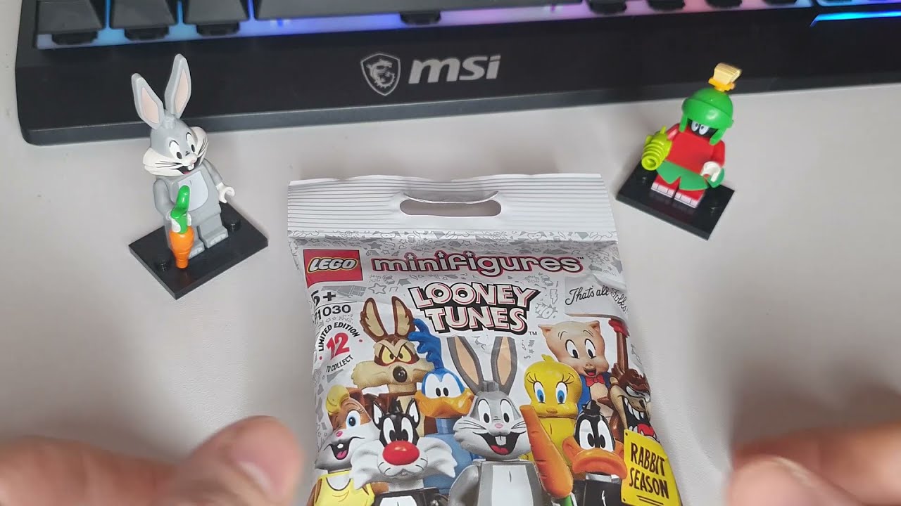 Unboxing LEGO minifigures LOONEY TUNES #01