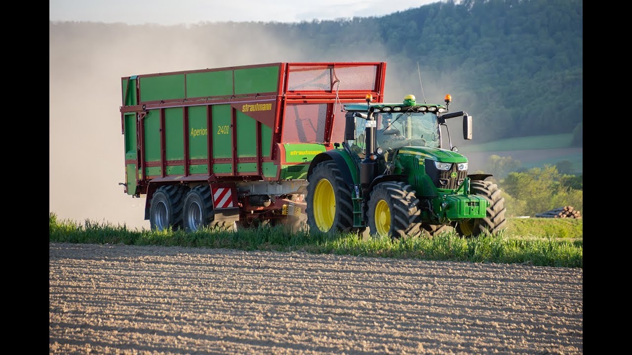 John Deere 9700i Gr&uuml;nroggen H&auml;ckseln John Deere 6215, 6155 , Strautmann Aperion