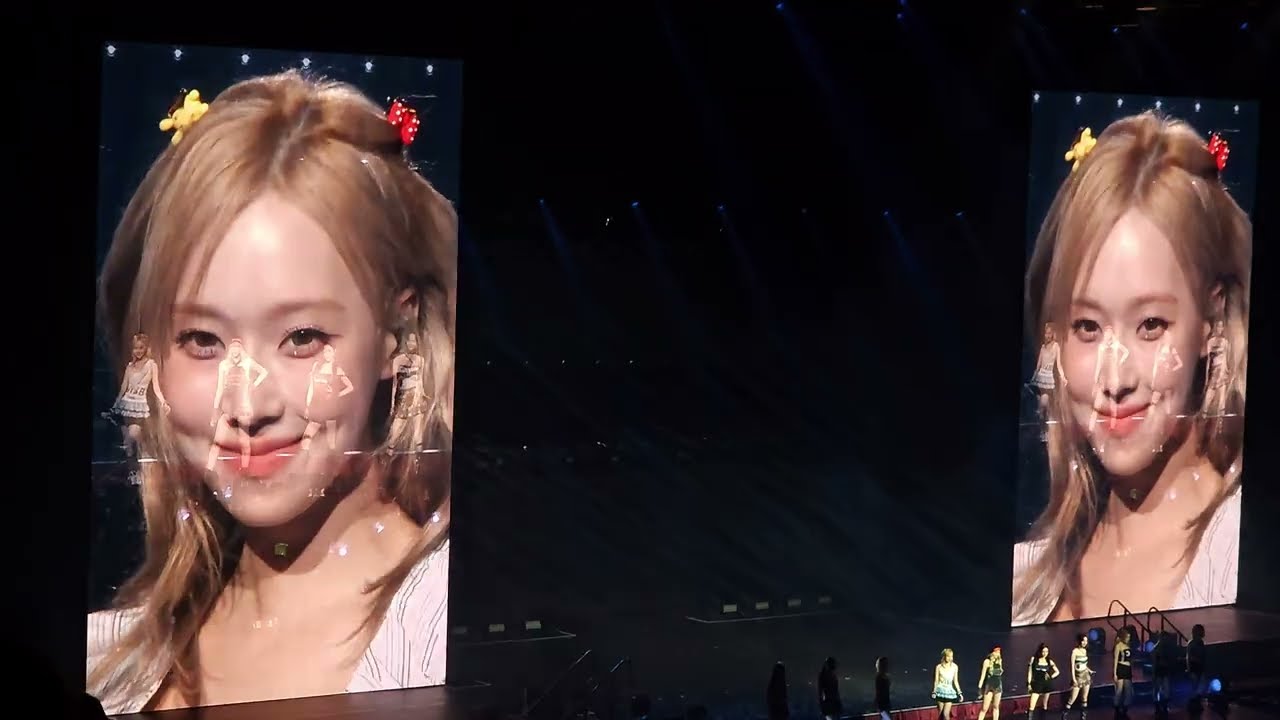 240831 - Aespa - Hold On Tight - SYDNEY (Fancam) D-2