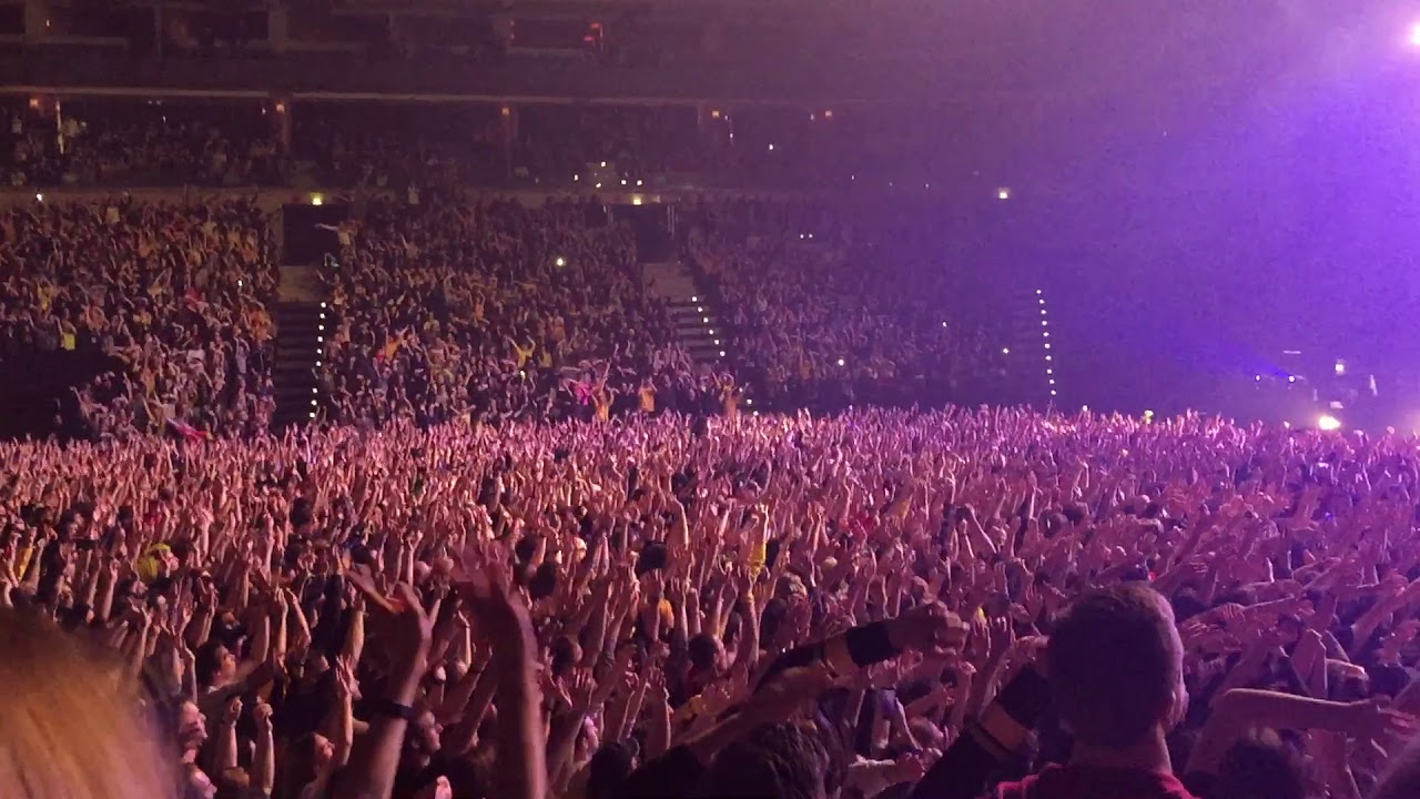 Twenty One Pilots We don’t believe what’s on TV live (Bandito tour 16.2.2019 Prague O2 Arena)