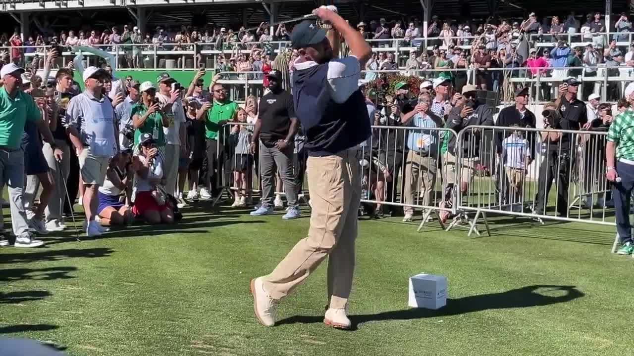 WATCH | Chiefs' Travis Kelce gets hype after nearly acing 16th hole at WM Phoenix Open pro-am