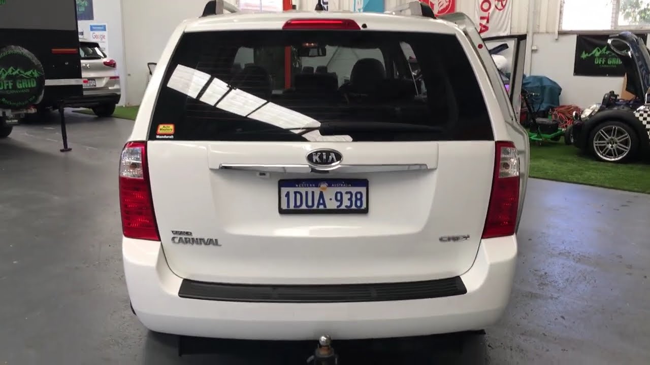 2012 KIA GRAND CARNIVAL SLI 2.2L DIESEL TURBO