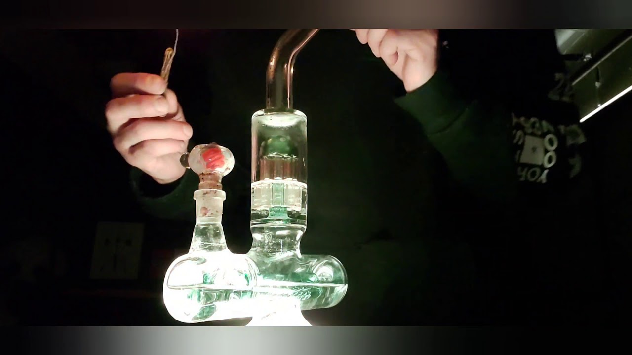 A L.E.D BONG TOKE !!!!!!