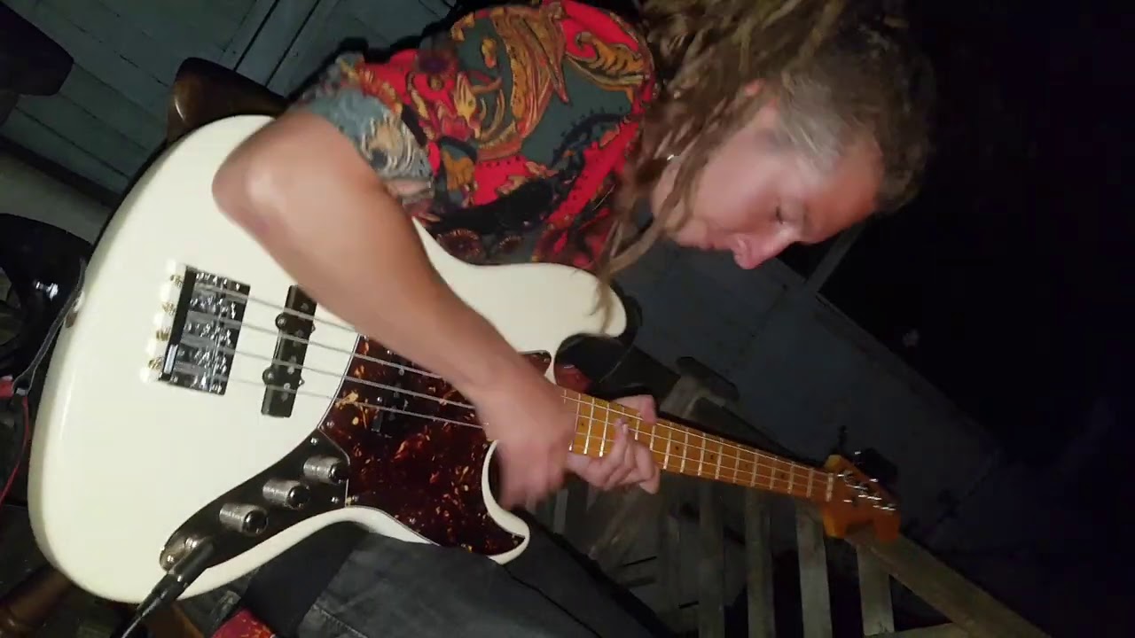 Daft Punk - Get Lucky - Dr Funk Slap Bass Cover (Live :: Polperro)
