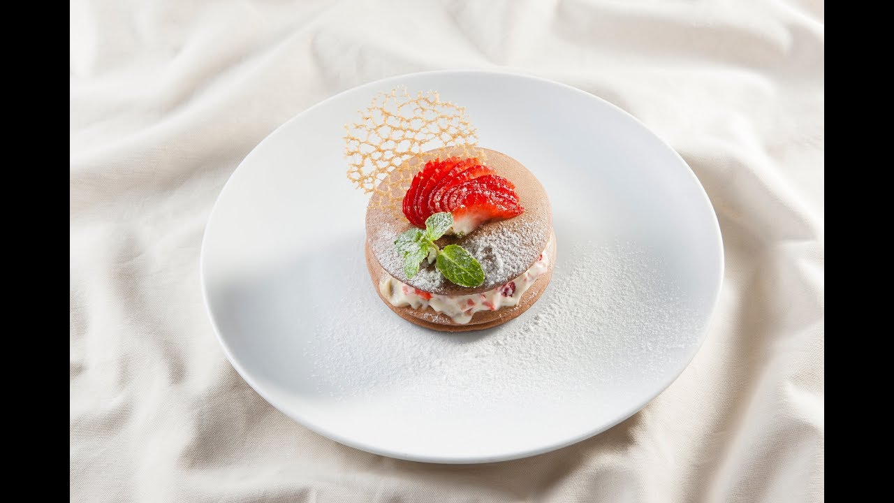 Cách làm PANCAKE CHOCOLATE NHÂN KEM DÂU | MÓN NGON MỖI NGÀY